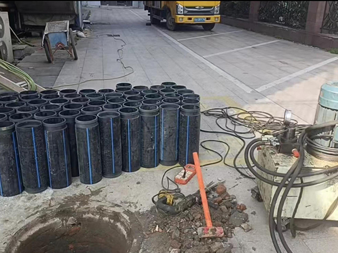 石狮PE置换管厂家 DN315置换管 非开挖管短管置换